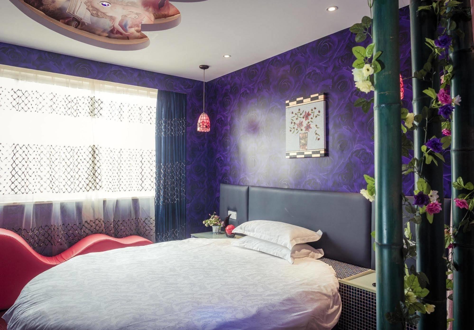 Milan Fashion Hotel Deqing Exterior photo