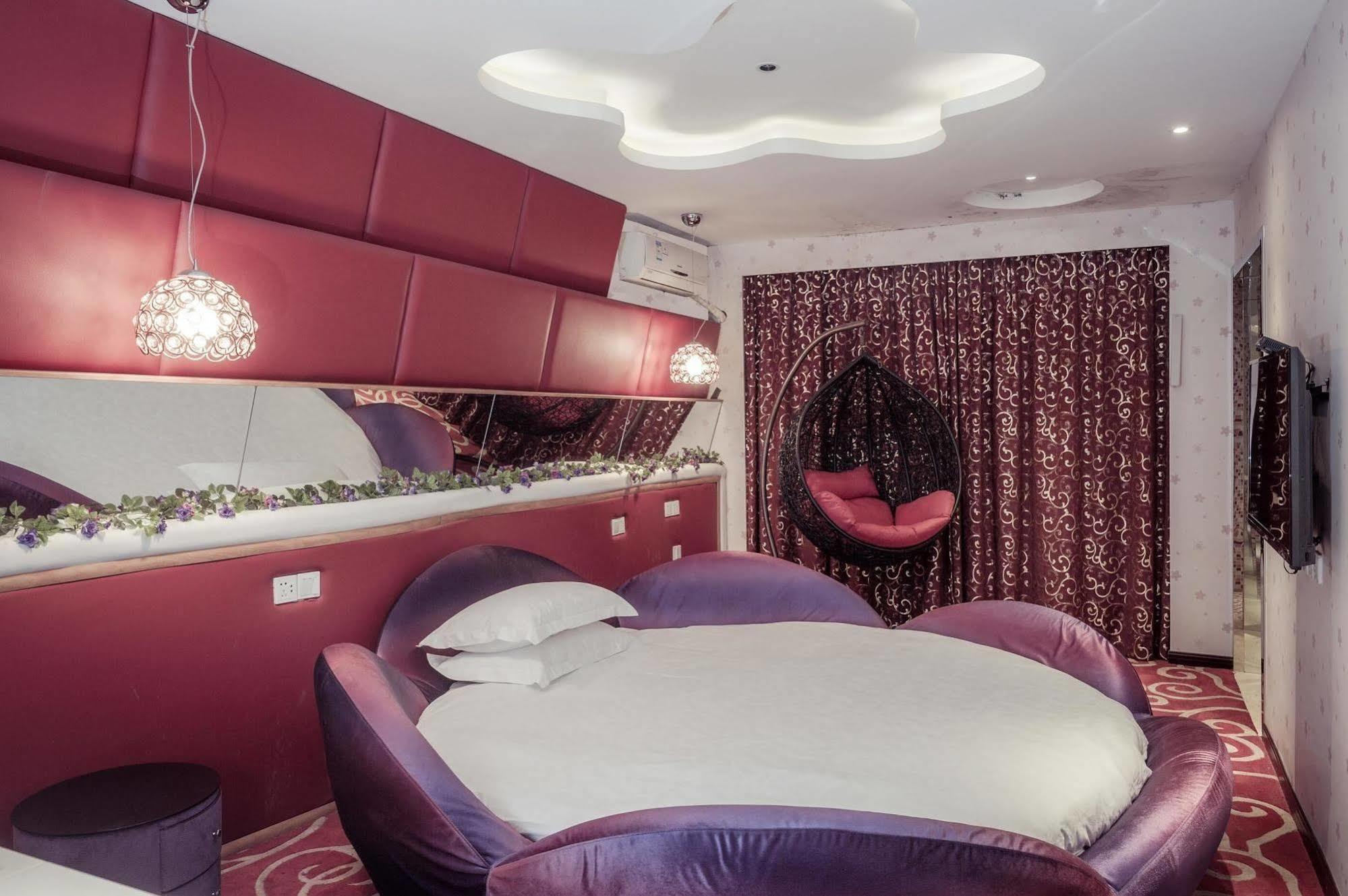 Milan Fashion Hotel Deqing Exterior photo