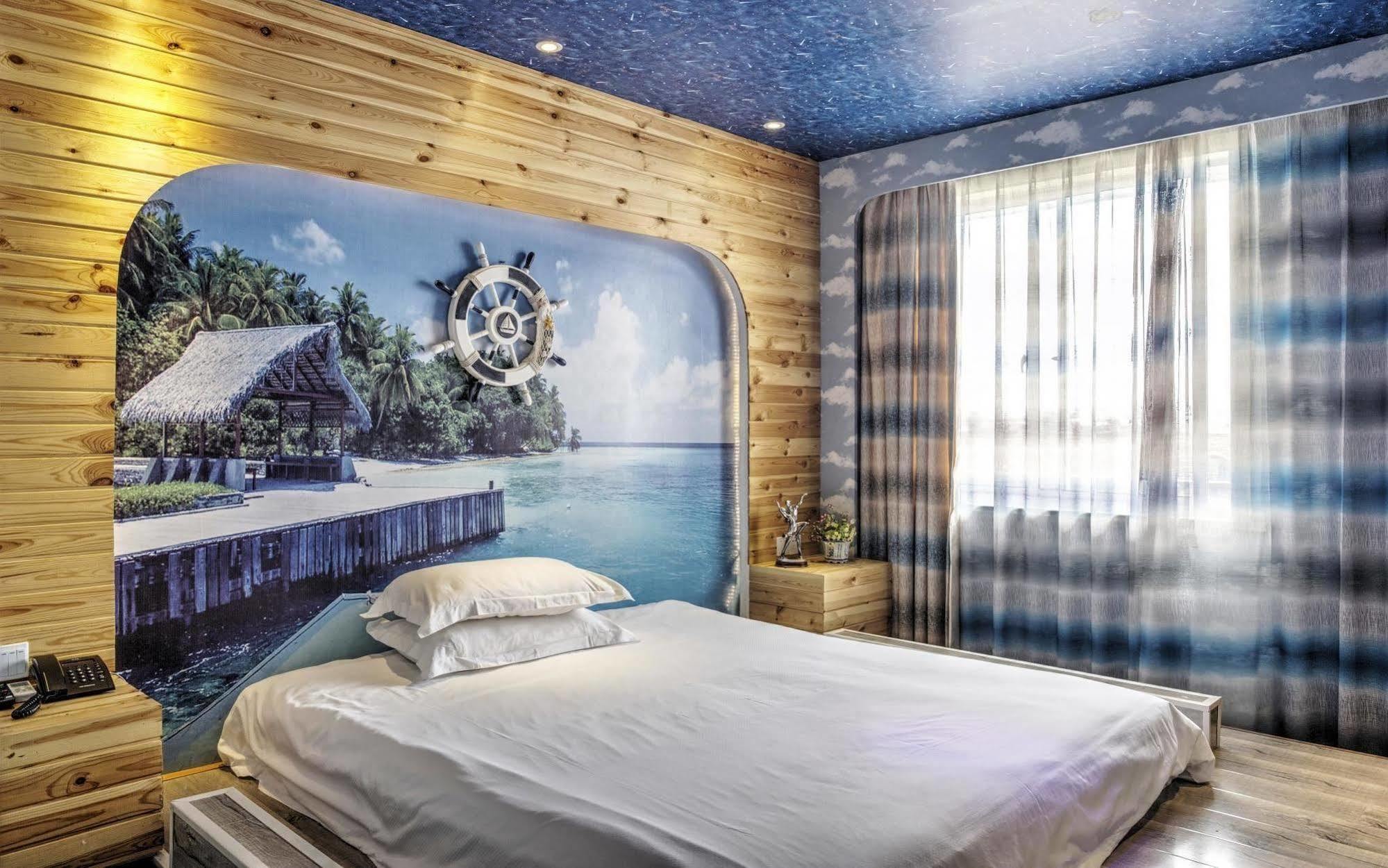 Milan Fashion Hotel Deqing Exterior photo